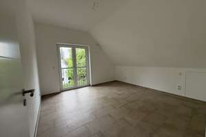 Lichtdurchflutete Dachgeschosswohnung mit sonniger Dachterrasse – Vogesenstr 15c, 81825 Waldtrudering, München – Vorschaubild 21