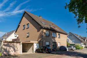 2- Zimmer-Eigentumswohnung im Dachgeschoss mit Balkon – 33106 Elsen, Paderborn – Vorschaubild 2