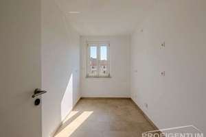 ProEigentum: Frisch renovierte 3-Zi.-ETW mit sonnigem Südbalkon, Keller und Tiefgaragenstellplatz – Stefan-George-Ring 43, 81929 Englschalking, München – Vorschaubild 13