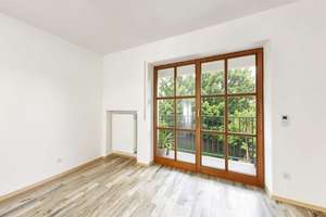 Helle und sanierte 2-Zimmer-Wohnung mit großzügigem Süd-Balkon – Die vollständige Adresse der Immobilie erhältst du vom Anbieter., 85055 Mailing, Ingolstadt – Vorschaubild 2