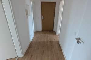 *Familiäre und zentrale Wohnung mit Balkon und Tageslichtbad* – Olvenstedter Straße 32, 39108 Stadtfeld Ost, Magdeburg – Vorschaubild 3