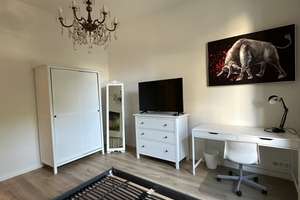 Helle möblierte 3-Zimmer-Wohnung mit Balkon und moderner weißer Einbauküche in der Neckarstraße – au – Nekarstraße 158B, 70190 Stöckach, Stuttgart – Vorschaubild 11