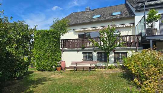 Bild von Einst Einfamilienhaus, jetzt Zweifamilienhaus -  Rückbau schnell realisierbar