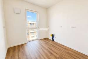 antaris Immobilien GmbH **Traumwohnung im 3. OG – Viel Platz, perfekter Schnitt, zwei Bäder** – Die vollständige Adresse der Immobilie erhältst du vom Anbieter., 99085 Krämpfervorstadt, Erfurt – Vorschaubild 9