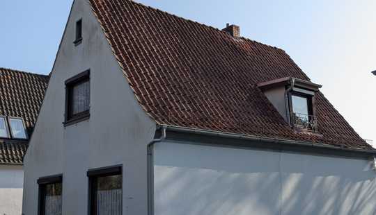 Bild von Freistehendes Einfamilienhaus (Altbau) mit zweitem Bauplatz im hinteren  - von PRIVAT - keine Makler
