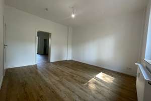 *modernisierte Balkonwohnung mit Tageslichtbad*schöne Altbau* – Bunsenstr. 4, 45145 Holsterhausen, Essen – Vorschaubild 6
