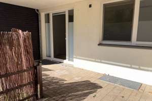 Riesige Familienwohnung mit Terrasse und Gäste-WC!  – Simon-Bolivar-Straße 19, 13055 Alt-Hohenschönhausen, Berlin – Vorschaubild 2