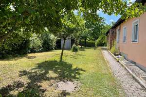 Stilvoll modernisiertes Einfamilienhaus mit großzügigem Grundstück in Eschenbach – Die vollständige Adresse der Immobilie erhältst du vom Anbieter., 92676 Eschenbach in der Oberpfalz – Vorschaubild 4