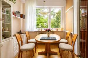 Helle 2-Zimmer-Wohnung im Hochparterre mit Südbalkon und Blick ins Grüne – Die vollständige Adresse der Immobilie erhältst du vom Anbieter., 12209 Lichterfelde, Berlin – Vorschaubild 4