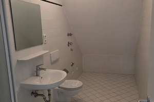 Modernisierte Wohnung im 3. OG zu vermieten | 3-Zimmer-Wohnung (119m²) – 93055 Burgweinting-Harting, Regensburg – Vorschaubild 3