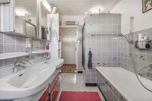 Property thumbnail 18