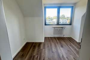 2-Zimmer-Maisonette-Wohnung in Düsseldorf-Hamm in direkter Rheinlage – Die vollständige Adresse der Immobilie erhältst du vom Anbieter., 40221 Hamm, Düsseldorf – Vorschaubild 3