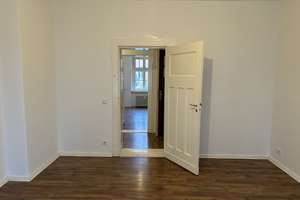 Schöne 3-Zimmerwohnung in Lichterfelde ! Provisionsfrei ! – Finckensteinallee 97, 12205 Lichterfelde, Berlin – Vorschaubild 3