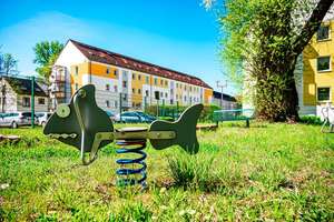 Beliebte 3-Raum-Wohnung in Bestlage – Leipziger Straße 224 A - C, 8058 Crossen, Zwickau – Vorschaubild 2