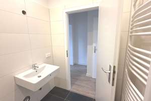 Zentral & Komfortabel - 4 Raum-Loft mit EBK, 2 Bädern & Aussicht über Chemnitz – Bernhardstraße 20, 9126 Lutherviertel, Chemnitz – Vorschaubild 17