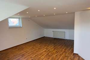 Frisch renovierte 2,5 -Zimmer-Wohnung unterm Dach – Nachmieter gesucht – Böttcherstraße 6, 59069 Rhynern, Hamm – Vorschaubild 3