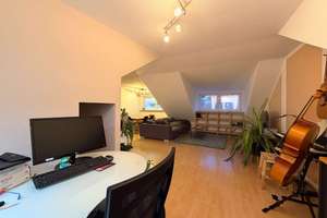 Großzügig geschnittene 3,5-Zimmer-DG-Wohnung – Wohnen und Arbeiten unter einem Dach – Die vollständige Adresse der Immobilie erhältst du vom Anbieter., 68305 Waldhof, Mannheim – Vorschaubild 4