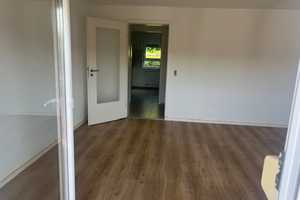 Frisch renovierte 3-Raum-Wohnung in Rottenburg – Weilerstraße 56, 72108 Tübingen (Kreis) – Vorschaubild 4