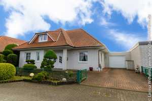 Renovierungsbedürftiges Einfamilienhaus mit Garage in Lathen (Emsland) – Emsland (Kreis) – Vorschaubild 1