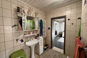 Solides Zuhause mit Ausblick: Einfamilienhaus auf großem Grundstück in Schöning – Paderborn (Kreis) – Vorschaubild 13