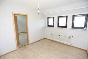 Viele Zimmer - großes Grundstück - 1-2 Familienhaus in Gifhorn - Nähe Innenstadt – Gifhorn (Kreis) – Vorschaubild 27