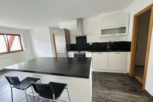 Schöne, sonnige Maisonettewohnung im Mehrfamilienhaus mit Erzgebirgsblick in Hohenstein-Ernstthal – Ottostraße 16, 9337 Hohenstein-Ernstthal – Vorschaubild 4