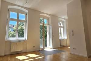 ruhige und helle 2-Zimmer-Wohnung in Toplage, bezugsfrei
