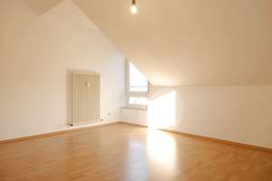 Helle 3-Zimmer Wohnung in Reutlingen-Ringelbach! – Die vollständige Adresse der Immobilie erhältst du vom Anbieter., 72762 Reutlingen-Mitte, Reutlingen – Vorschaubild 12