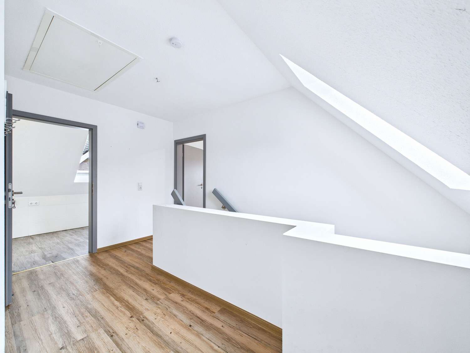 Immobilie in Leezdorf - Neuwertiges Zweifamilienhaus in ruhiger Lage von Leezdorf - Bild 6