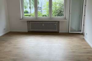 Erstbezug nach Sanierung: 3-Zi.-Wohnung mit Balkon in Köln Altstadt-Süd (Pantaleons-Viertel) 