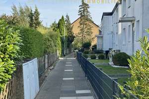 Wohnen wie im eigenen Haus: stillvoll Wohnen auf 2 Ebenen mit Garten, Garage & Hobbyraum im Keller – 30519 Seelhorst, Hannover – Vorschaubild 4
