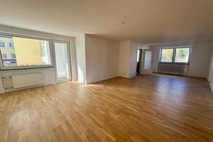 Großhadern - Zentrum  schöne, helle, ruhige 4 Zimmer Whg. mit Balkon,  Keller  FREI!!!!