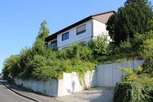 Eigenheim oder Kapitalanlage - freistehendes Wohnhaus mit zwei Wohnungen – Die vollständige Adresse der Immobilie erhältst du vom Anbieter., 97218 Gerbrunn – Vorschaubild 1