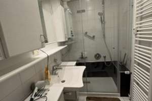 Helle 2-Zimmer-Einheit mit neuer Küche – Pirckheimerstraße 11, 90408 Pirckheimerstraße, Nürnberg – Vorschaubild 5
