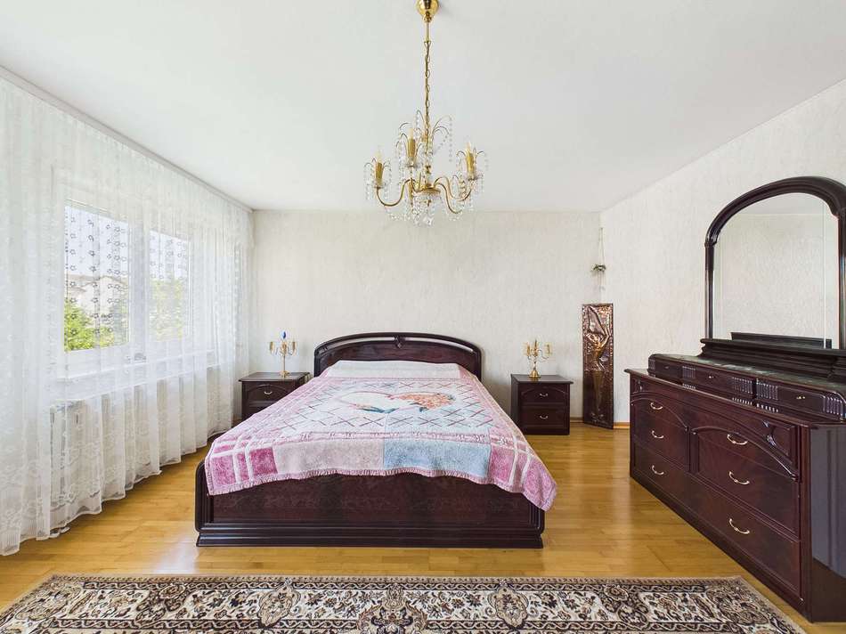 Schlafzimmer 2. OG