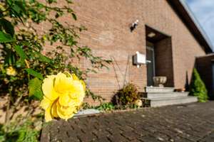 Schöner Bungalow in privater Sackgasse von Königswinter Stieldorf! – Die vollständige Adresse der Immobilie erhältst du vom Anbieter., 53639 Königswinter – Vorschaubild 2