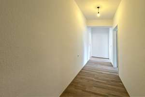 Frisch sanierte Eigentumswohnung mit zwei Balkonen in begehrter Lage von Köln-Nippes – Die vollständige Adresse der Immobilie erhältst du vom Anbieter., 50733 Nippes (Ortsteil), Köln – Vorschaubild 8