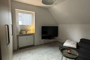 Haus im Haus - Helle moderne Maisonettewohnung in Top-Lage mit TG-Stellplatz – Die vollständige Adresse der Immobilie erhältst du vom Anbieter., 22525 Stellingen, Hamburg – Vorschaubild 7