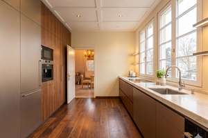 ***Grunewald - Luxus-Etagenwohnung mit Aufzug, Klima, Kamin, SPA und Tiefgarage*** – Die vollständige Adresse der Immobilie erhältst du vom Anbieter., 14193 Grunewald, Berlin – Vorschaubild 11
