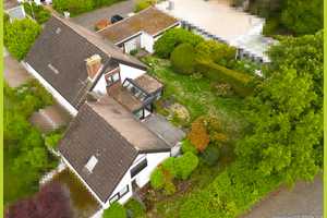Repräsentatives Anwesen mit 2 Wohneinheiten  (Doppelhaus) und Doppelgarage in attraktiver Wohnlage – Finkenweg 6, 64390 Darmstadt-Dieburg (Kreis) – Vorschaubild 2