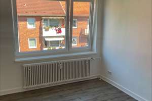 Einzugsbereit: Ihre neue Wohnung: individuelle 2-Zimmer-Wohnung – Tarnowitzer Weg 14, 22049 Dulsberg, Hamburg – Vorschaubild 2