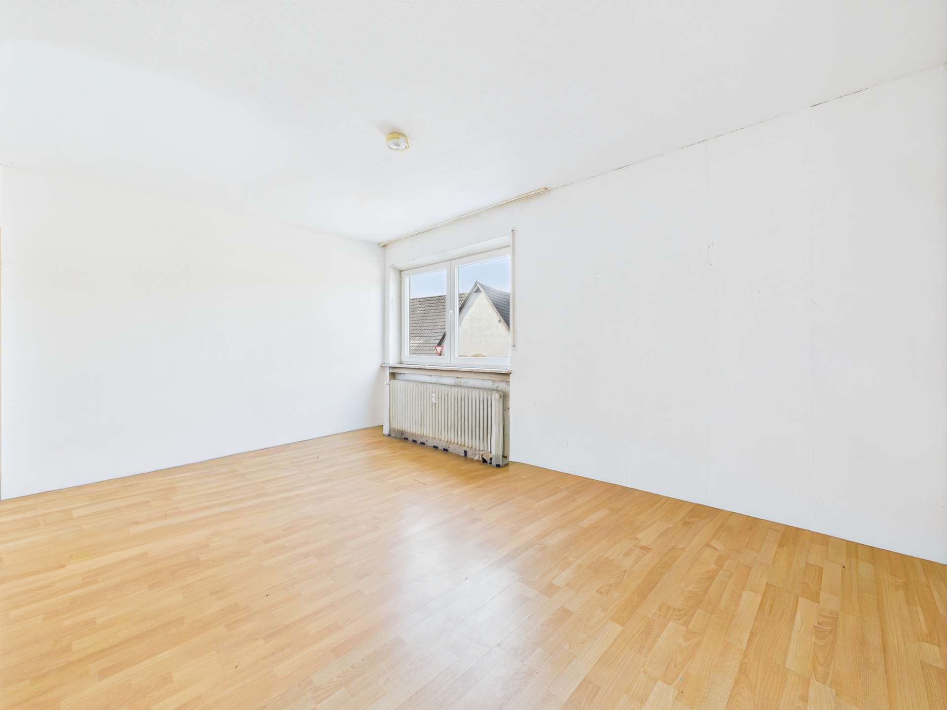 Gestalten Sie Ihr neues Zuhause – 4-Zimmer-Wohnung mit viel Potenzial in Hohberg, Ortenaukreis – Bild 2