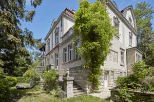 Elegante Residenz umgeben von großzügiger Parkanlage – Stuttgart – Vorschaubild 3