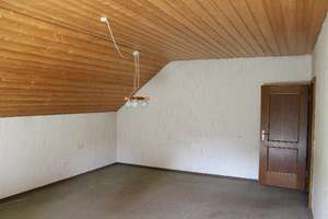 Haus mit Potenzial für Homeoffice und/oder Einliegerbereich – Die vollständige Adresse der Immobilie erhältst du vom Anbieter., 86450 Altenmünster – Vorschaubild 20