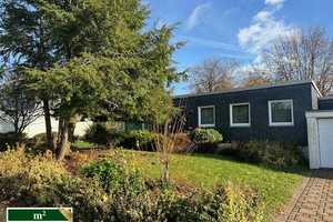 Attraktiver Bungalow  in Gräfraths gefragtester Lage – Solingen – Vorschaubild 1
