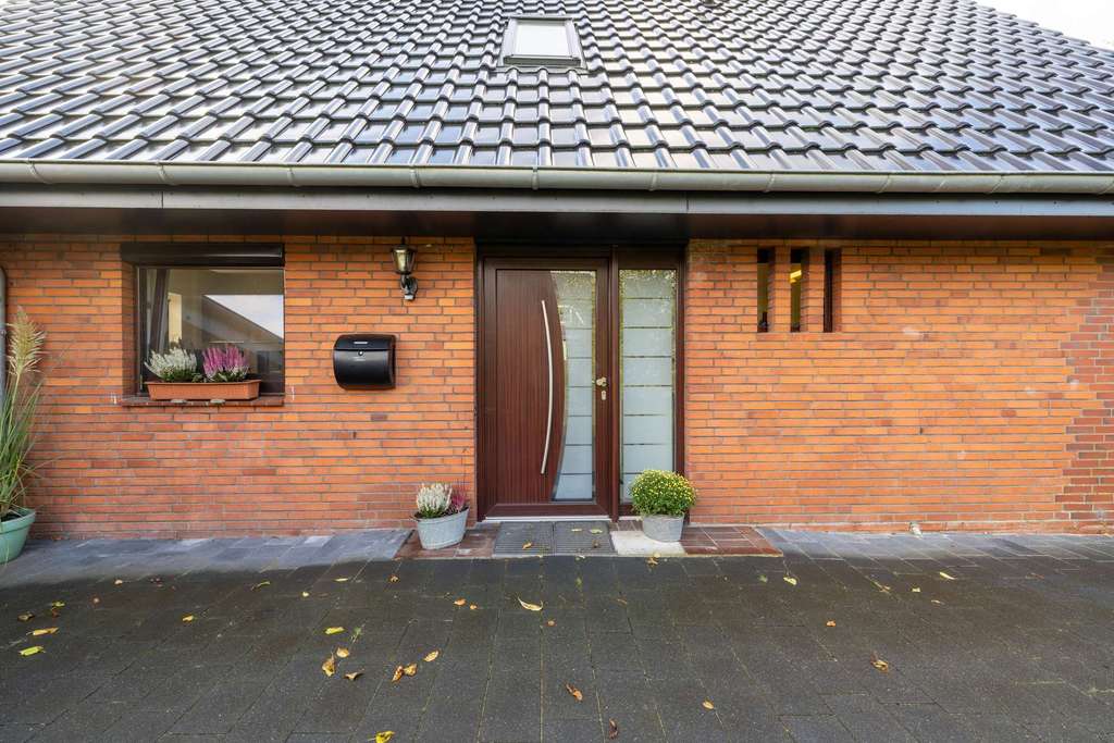 Immobilie in Fockbek - Stilvolles Zuhause in Fockbek: Einfamilienhaus, das Architektur & Wohngefühl auf ca. 200 m² vereint - Bild 2