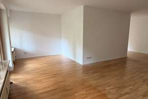 Helle 2,5 Zimmer Wohnung, EG mit Terrasse in Sieglitzhof (Nähe Schwabachgrund) – Die vollständige Adresse der Immobilie erhältst du vom Anbieter., 91054 Sieglitzhof, Erlangen – Vorschaubild 9