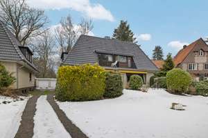 Familienfreundliche Doppelhaushälfte in begehrter Lage