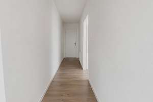 47125/21 preisgedämpfte 2- Zi.-Wohnung im Neubau von Düsseldorf-Rath! *Bitte Einkommensgrenzen beach – Am Gatherhof 43, 40472 Rath, Düsseldorf – Vorschaubild 2
