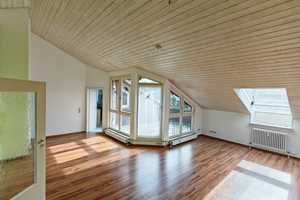 Schöne 3,5-Zimmer-DG-Wohnung mit Terrasse und Balkon in Reutlingen – Hermann-Hesse-Straße 47, 72762 Reutlingen (Kreis) – Vorschaubild 3